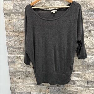 Zenana Outfitters Dark Gray top women’s size S check measurements